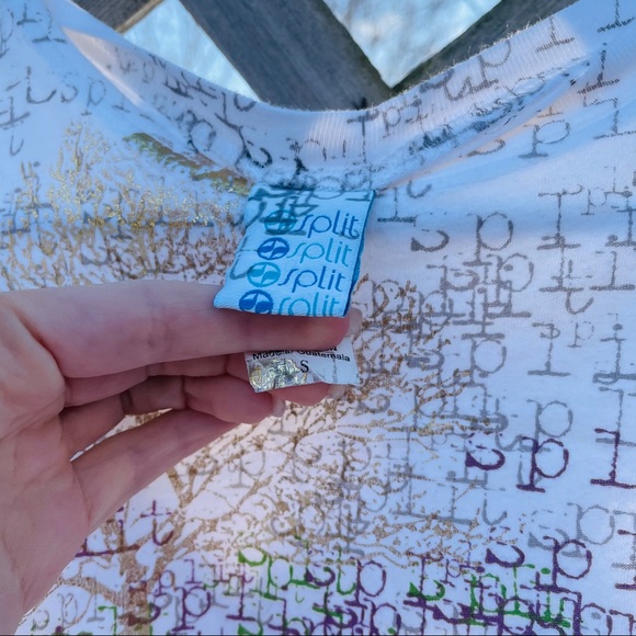 Split T-Shirt - Picture 4 of 4